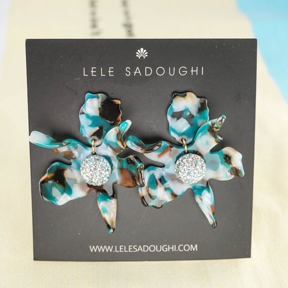 NEW Lele Sadoughi Crystal Lily Small Statement Earrings in Abalone - Picture 2 of 6